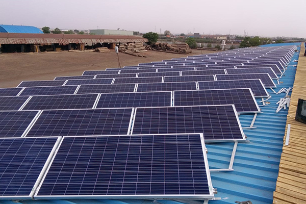 COMMERCIAL ROOFTOP SOLAR PLANT