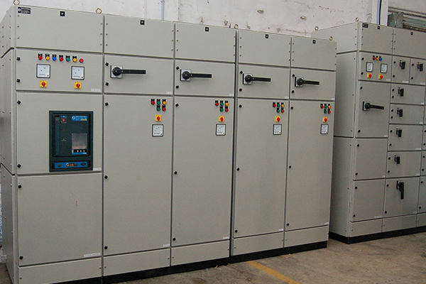 electrical panel manufacturers in uae
